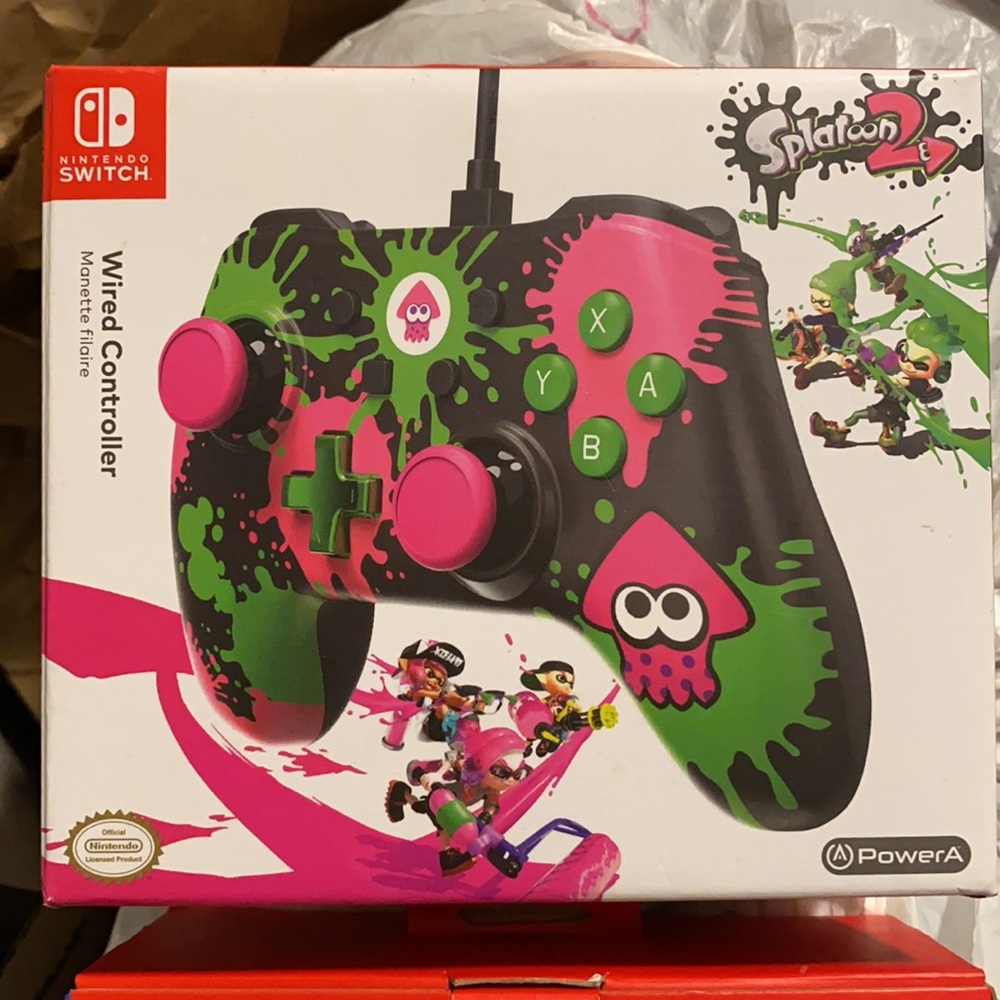 HP💕 2 NEW NINTENDO SWITCH CONTROLLERS PINK video games